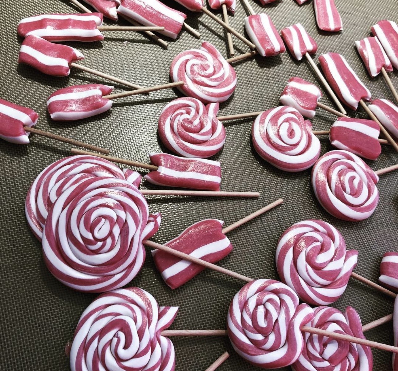 Selbstgemachte Swirl-Lollis